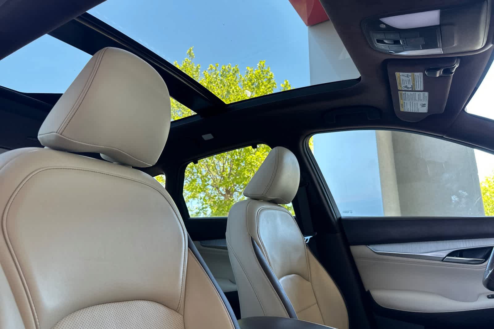 Used 2019 INFINITI QX50 Essential w/ Sensory Package AWD/4WD image 18