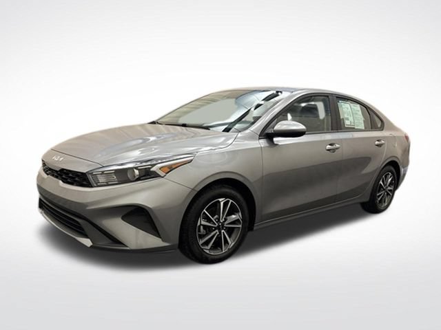 Certified 2024 Kia Forte LXS FWD image 1