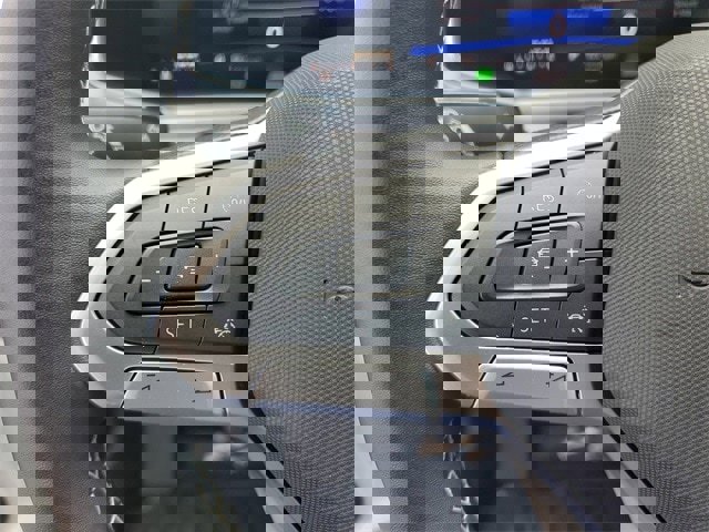 Certified 2025 Volkswagen Taos SE w/ Panoramic Sunroof Package image 20