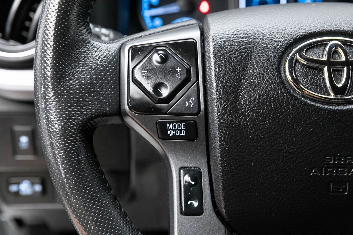 Used 2021 Toyota Tacoma TRD Sport w/ Technology Package image 24