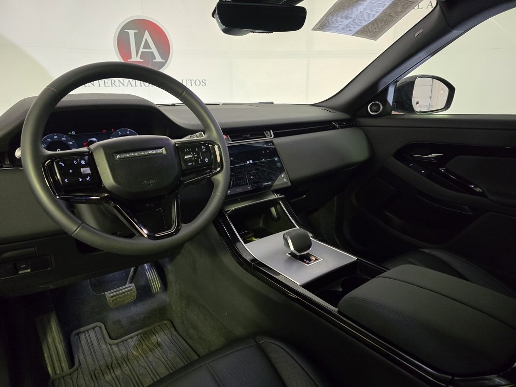Used 2025 Land Rover Range Rover Evoque S image 14