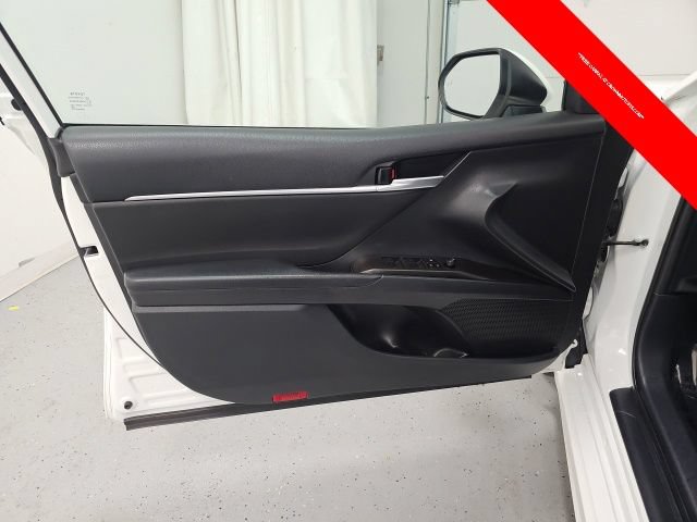 Certified 2023 Toyota Camry SE w/ Cold Weather Package FWD image 13