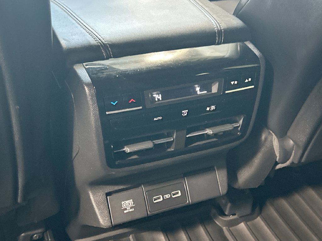 Used 2022 Acura MDX w/ Technology Package FWD image 30