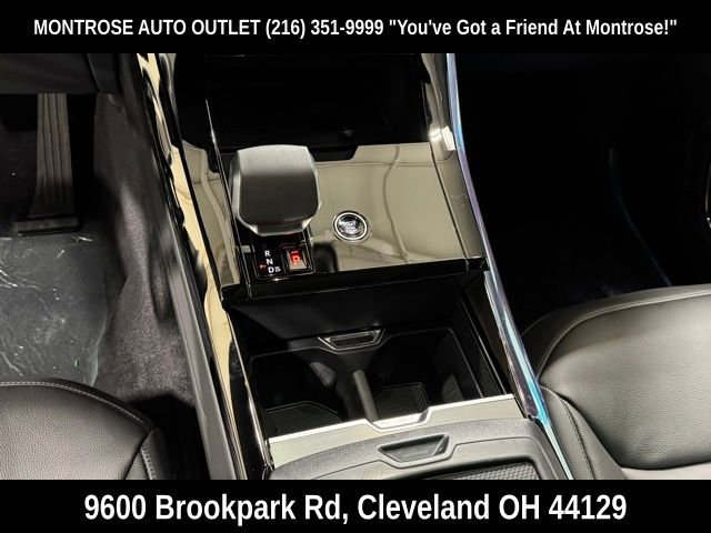 New 2025 Land Rover Range Rover Sport image 16