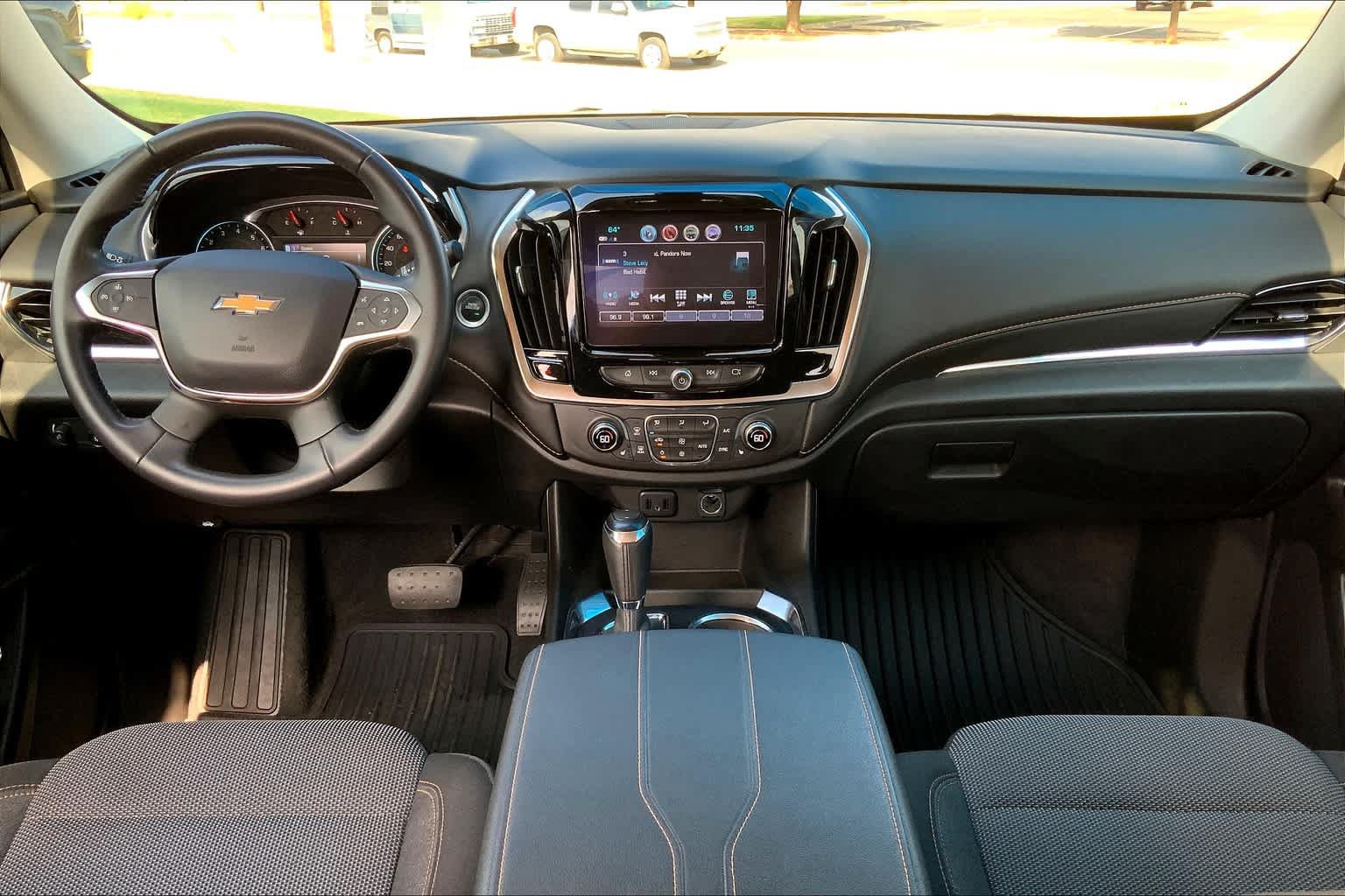 Used 2019 Chevrolet Traverse LT FWD image 15