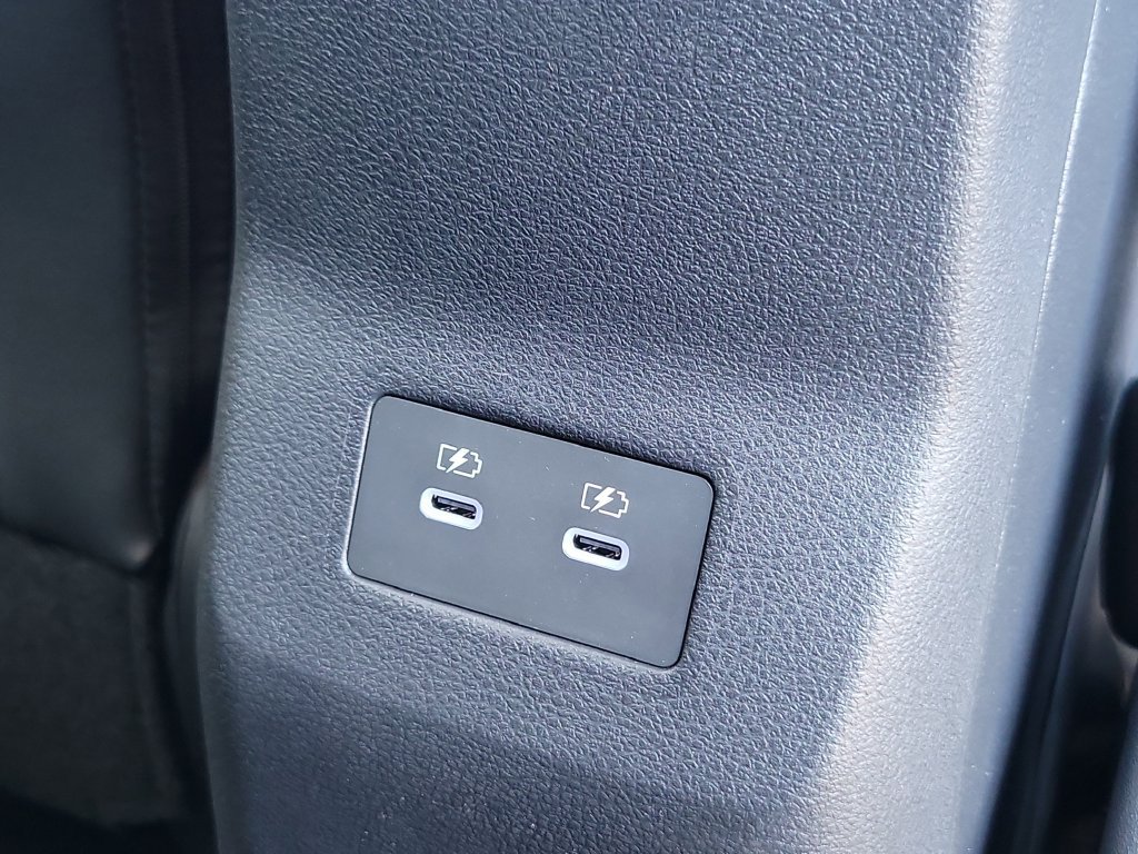 New 2026 Nissan Kicks SR FWD image 34
