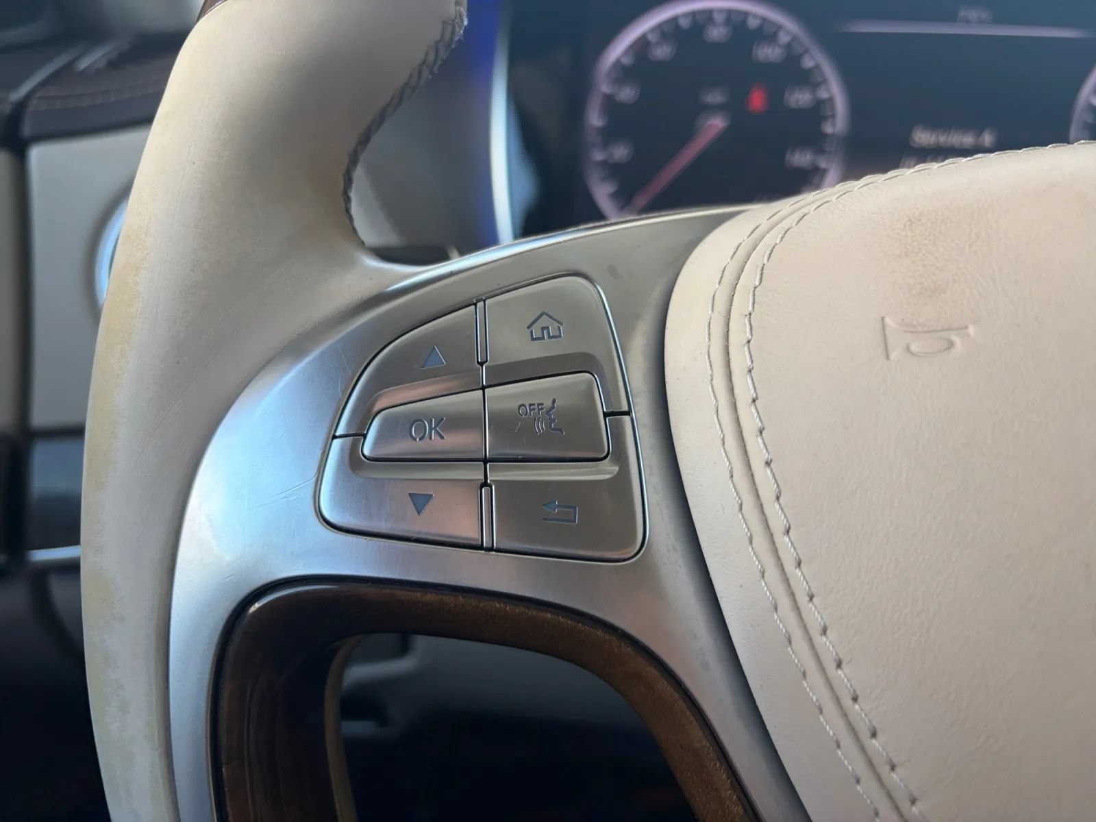 Used 2014 Mercedes-Benz S 550 Sedan image 30