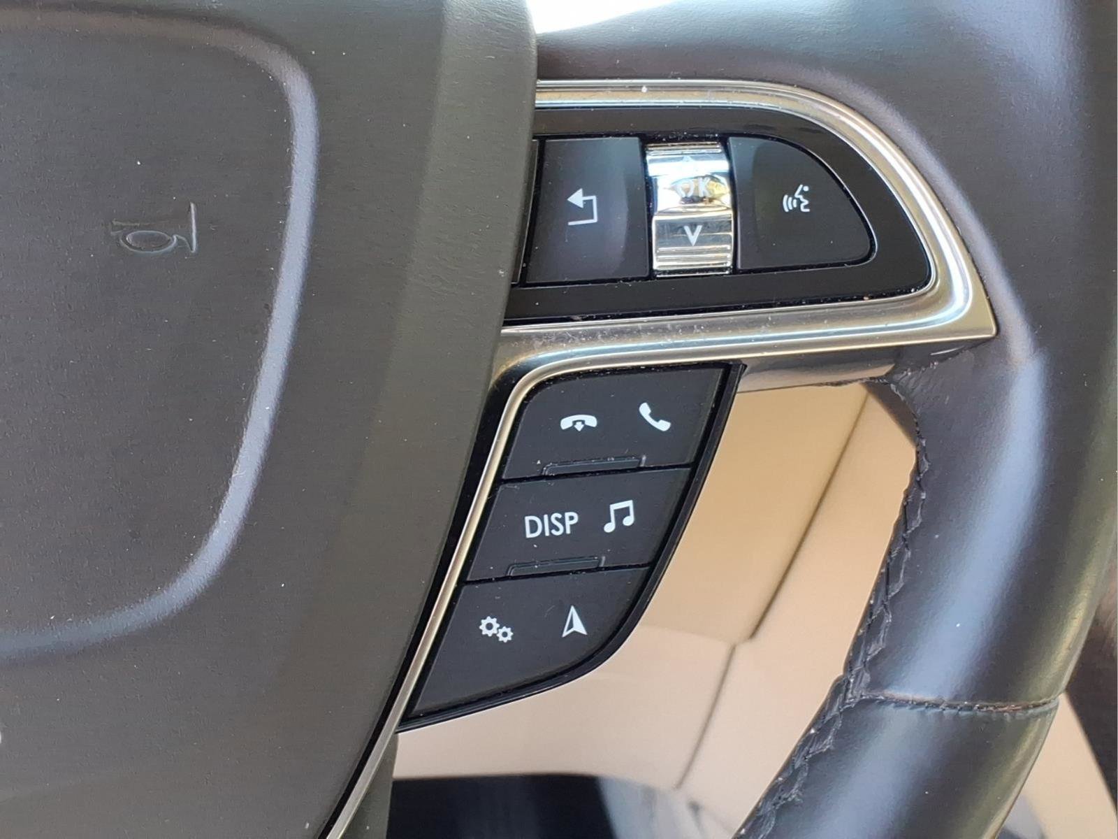 Certified 2020 Lincoln Nautilus Reserve image 11