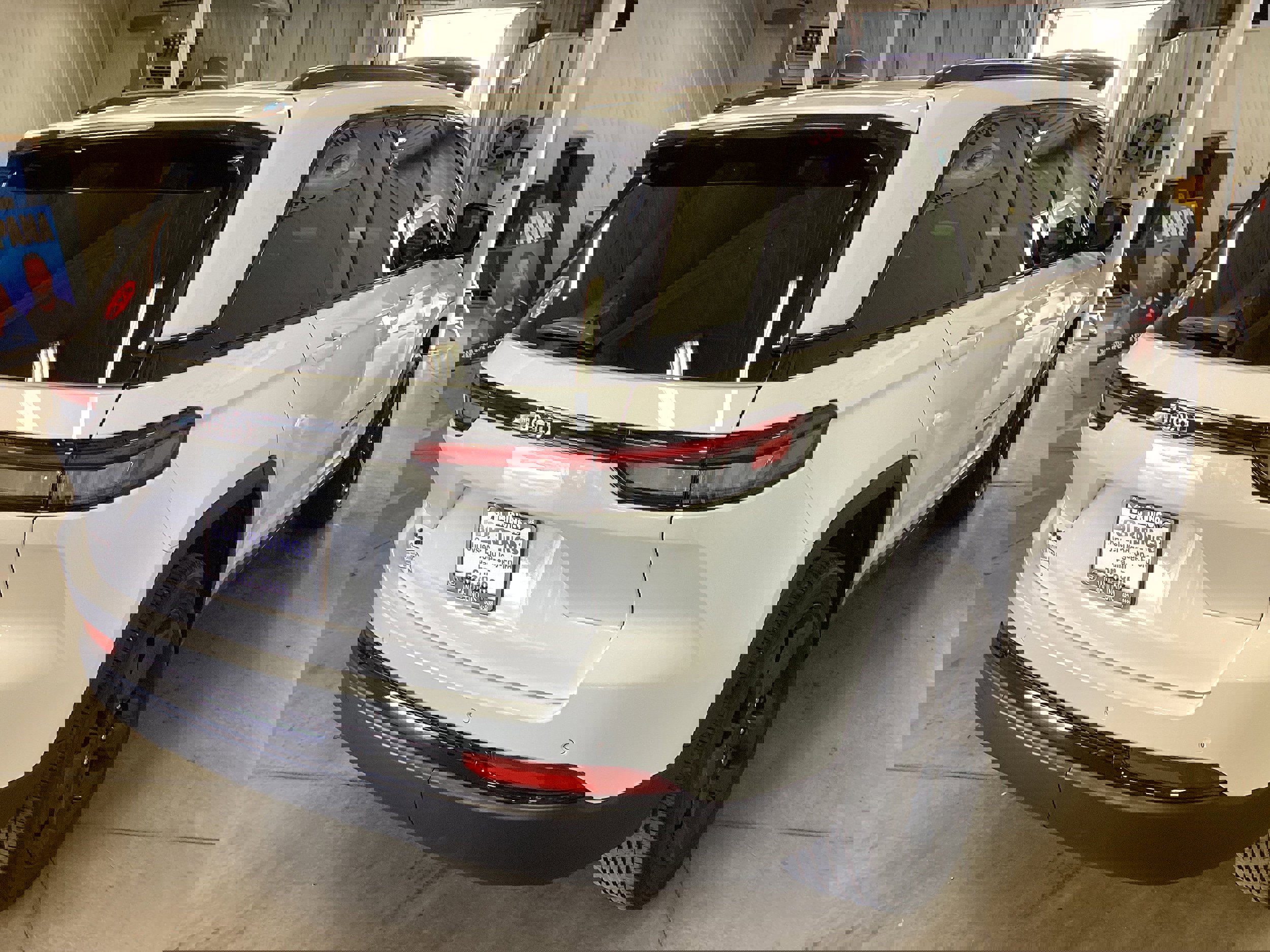 Used 2024 Jeep Grand Cherokee Altitude image 7