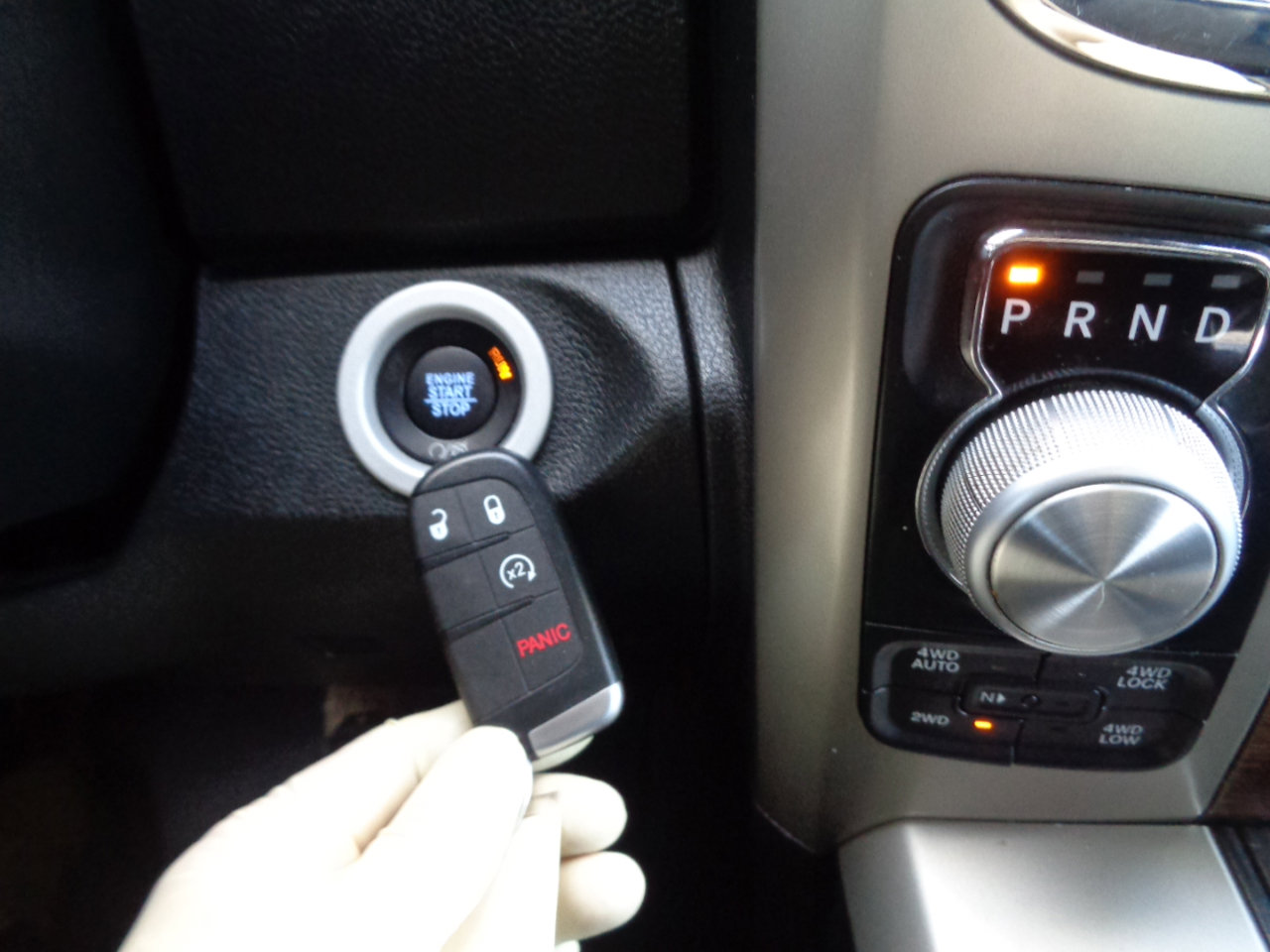 Used 2014 RAM 1500 Laramie w/ Convenience Group image 28