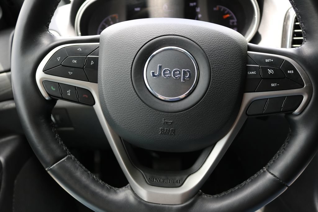 Used 2022 Jeep Grand Cherokee Laredo X RWD image 26