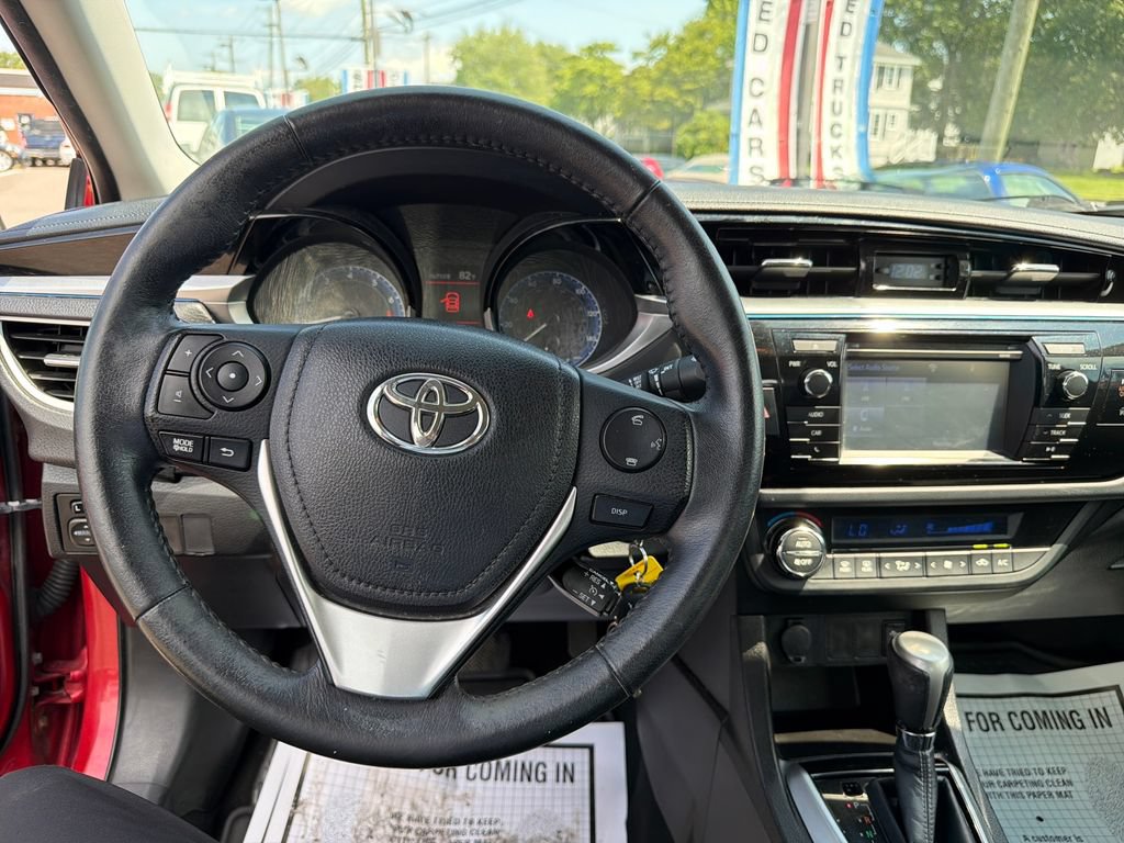 Used 2015 Toyota Corolla S FWD image 13