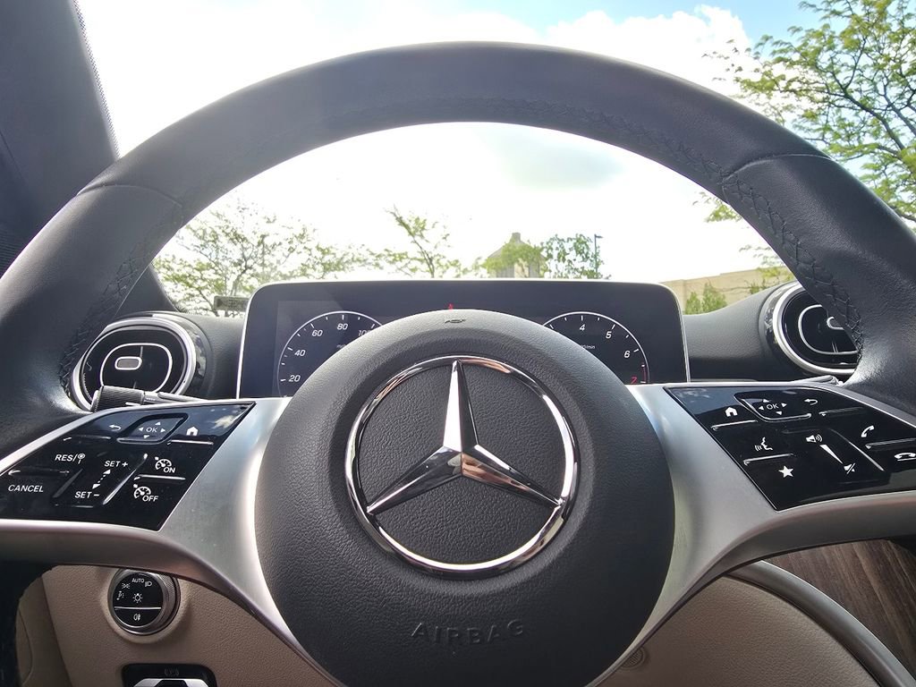 Certified 2025 Mercedes-Benz C 300 4MATIC Sedan image 28