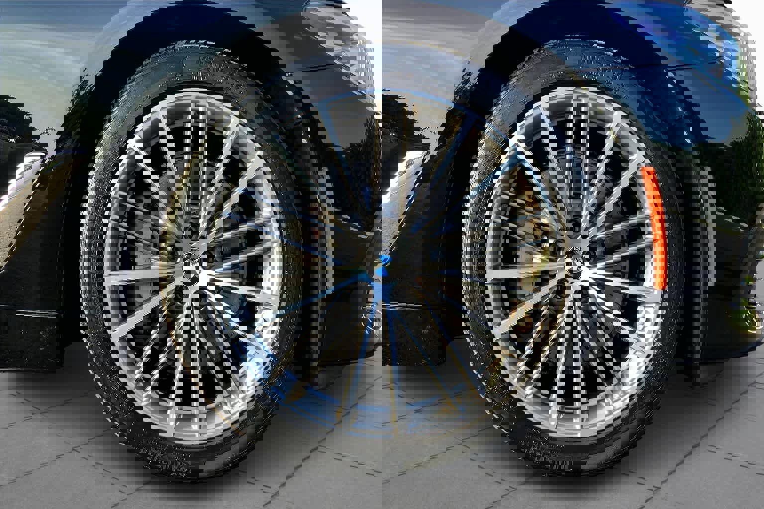 Used 2018 BMW 530i image 10