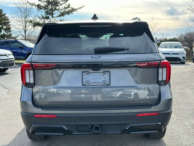 Used 2025 Ford Explorer ST-Line image 7