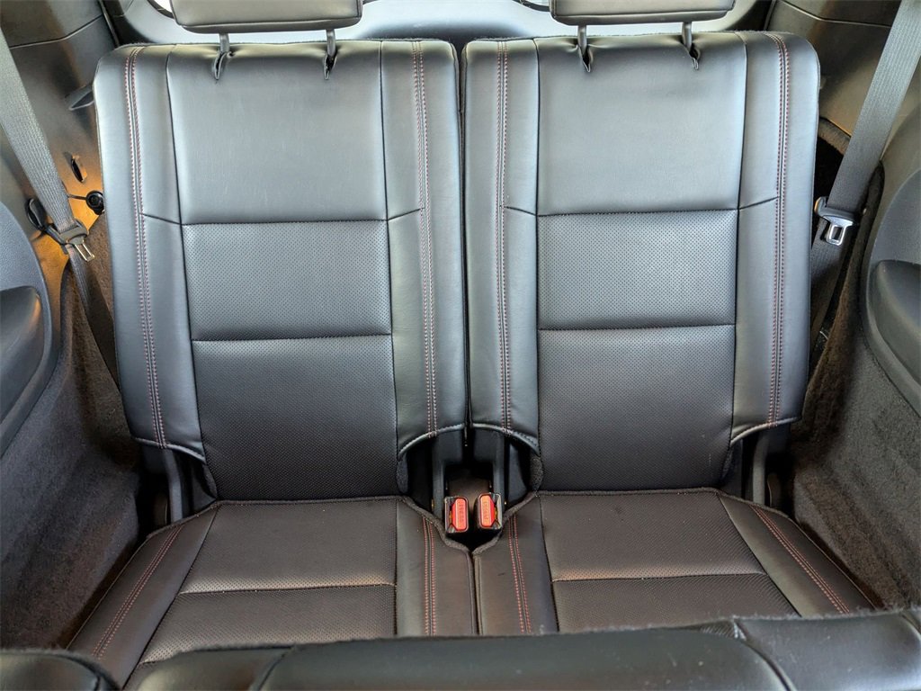 Used 2025 Dodge Durango GT image 36