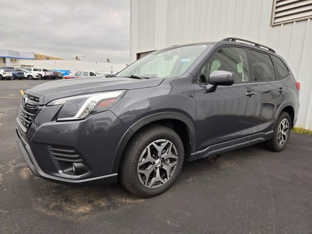 Used 2022 Subaru Forester Premium AWD/4WD image 13