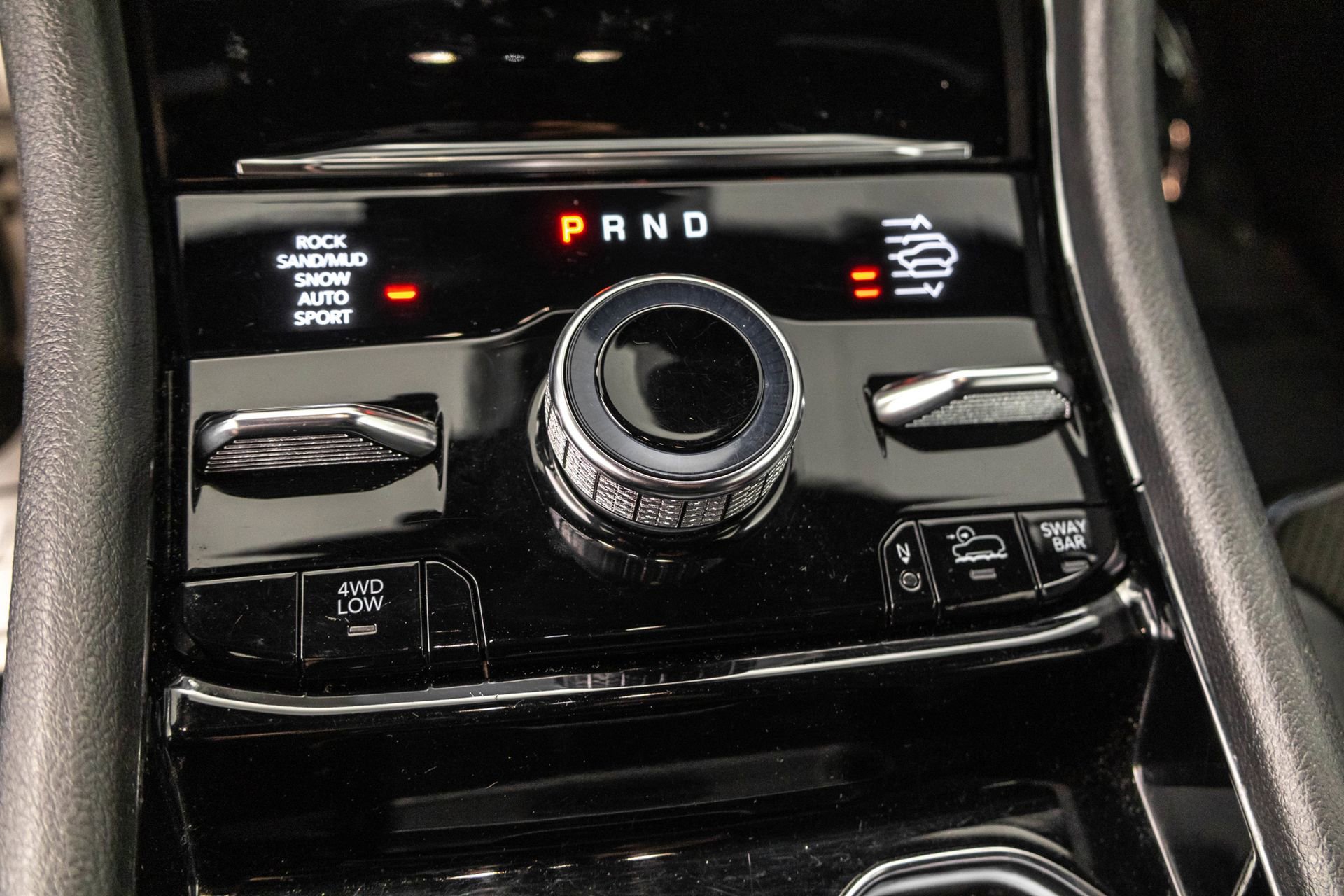 Used 2022 Jeep Grand Cherokee Trailhawk w/ Advanced Protech Group II image 30