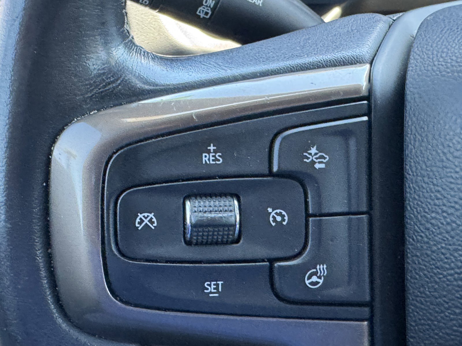 Used 2022 Chevrolet Tahoe High Country image 25