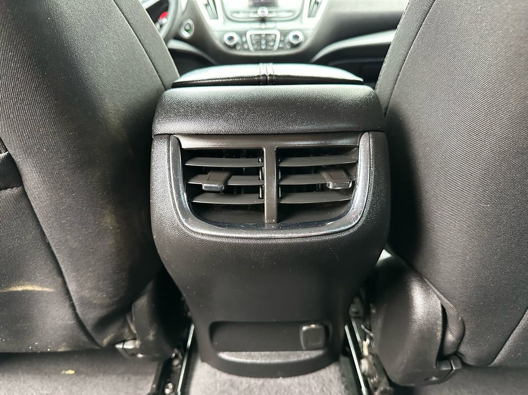 Used 2019 Chevrolet Malibu LT image 20