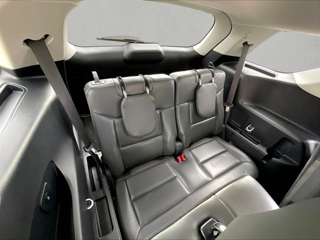 Certified 2025 Ford Explorer Active w/ Active Comfort Package RWD image 25