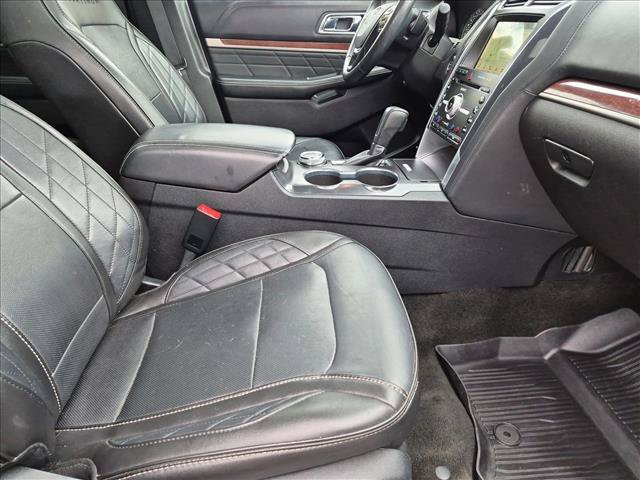 Used 2018 Ford Explorer Platinum AWD/4WD image 23