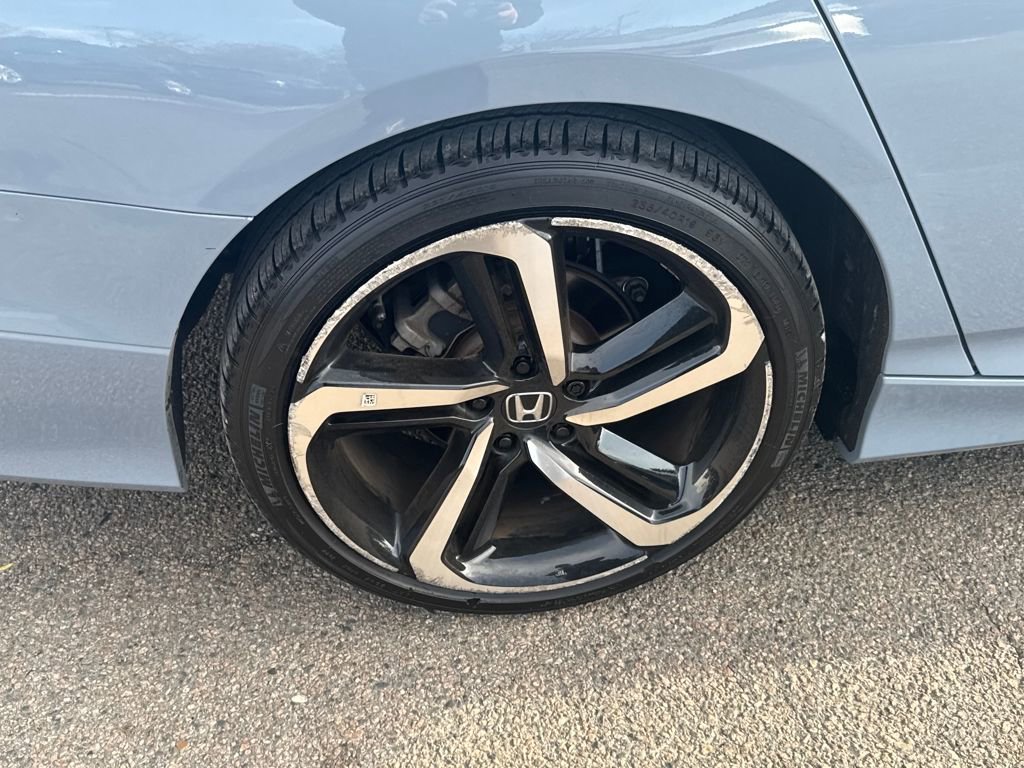Used 2022 Honda Accord Sport image 38