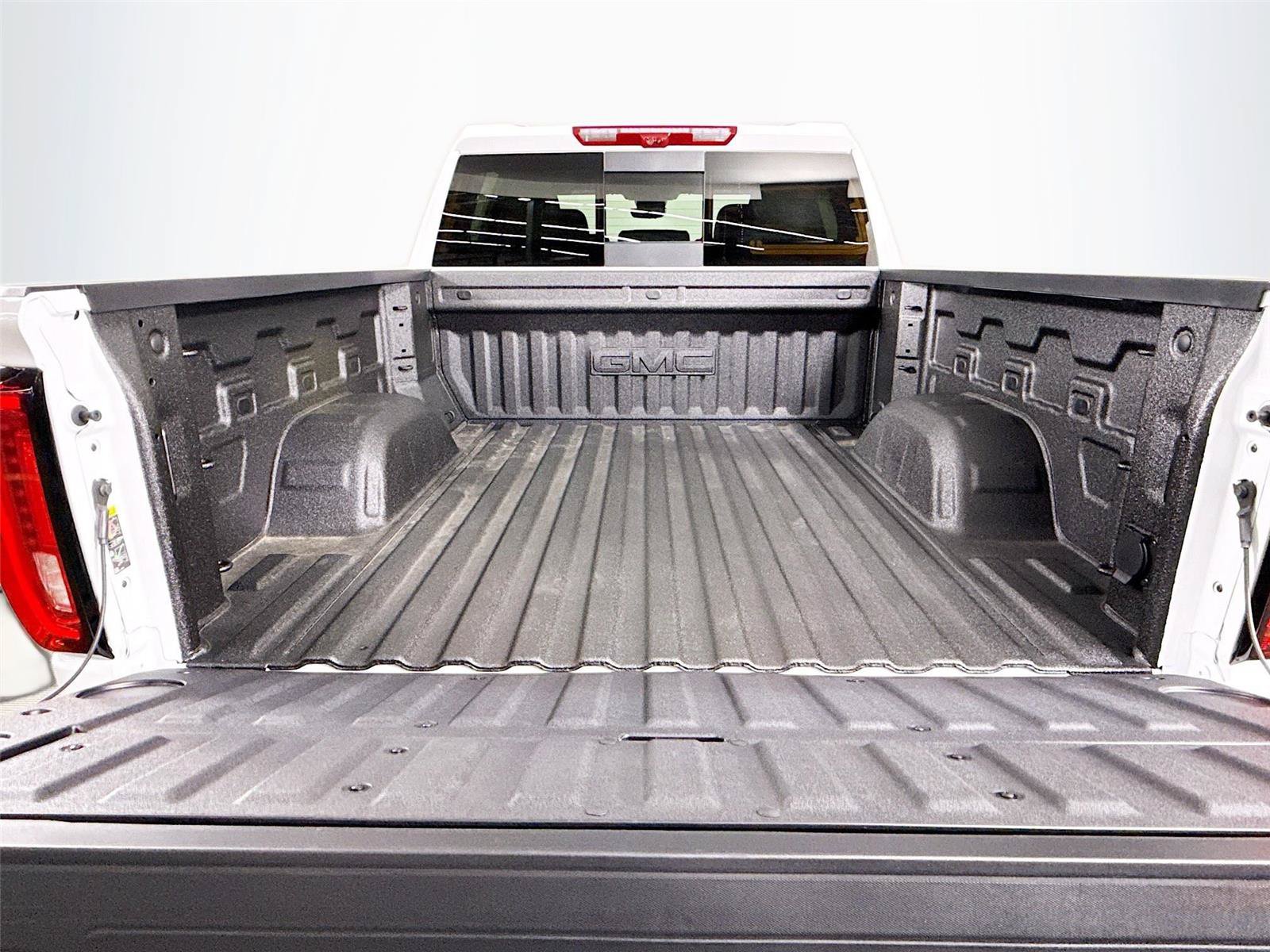 New 2026 GMC Sierra 1500 AT4 w/ AT4 Premium Package AWD/4WD image 21