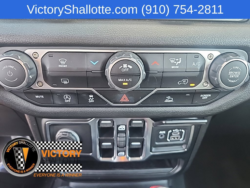 Used 2025 Jeep Wrangler Unlimited Sport AWD/4WD image 7