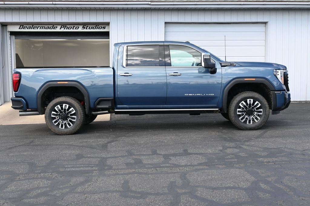 New 2026 GMC Sierra 3500 Denali Ultimate AWD/4WD image 5
