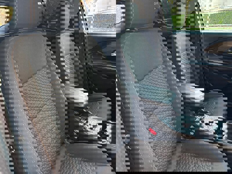 Used 2020 GMC Terrain SLE w/ Elevation Edition image 19