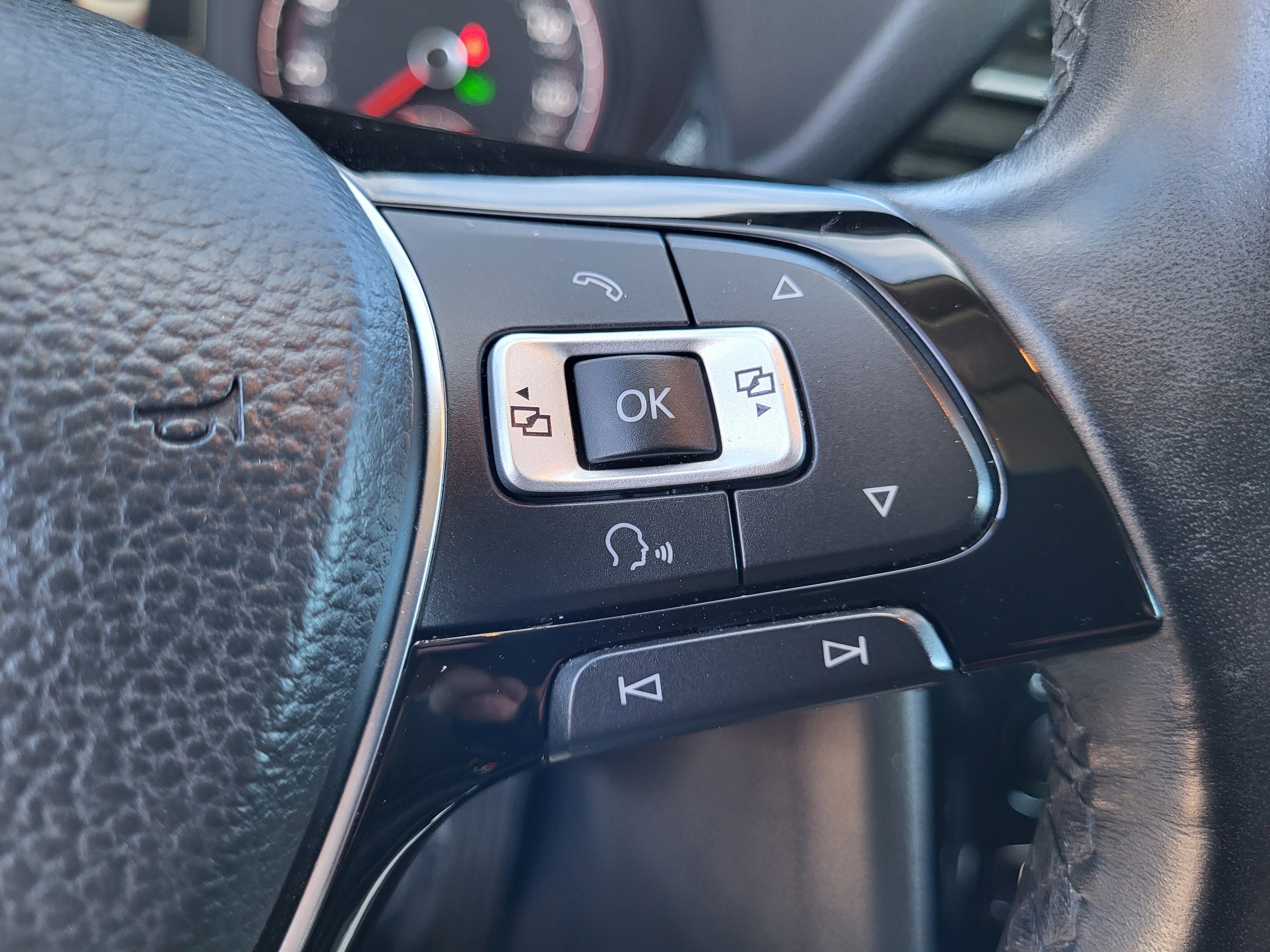 Used 2020 Volkswagen Passat 2.0T SE image 20