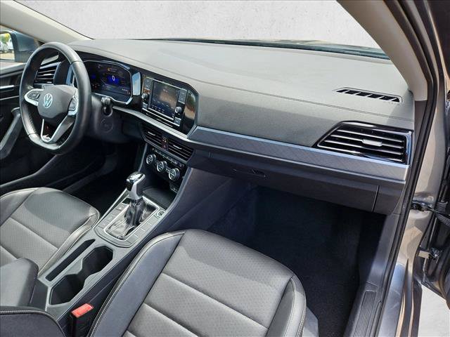 Used 2024 Volkswagen Jetta SE FWD image 20