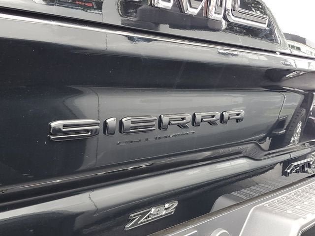 New 2026 GMC Sierra 2500 AT4 w/ Technology Package AWD/4WD image 8