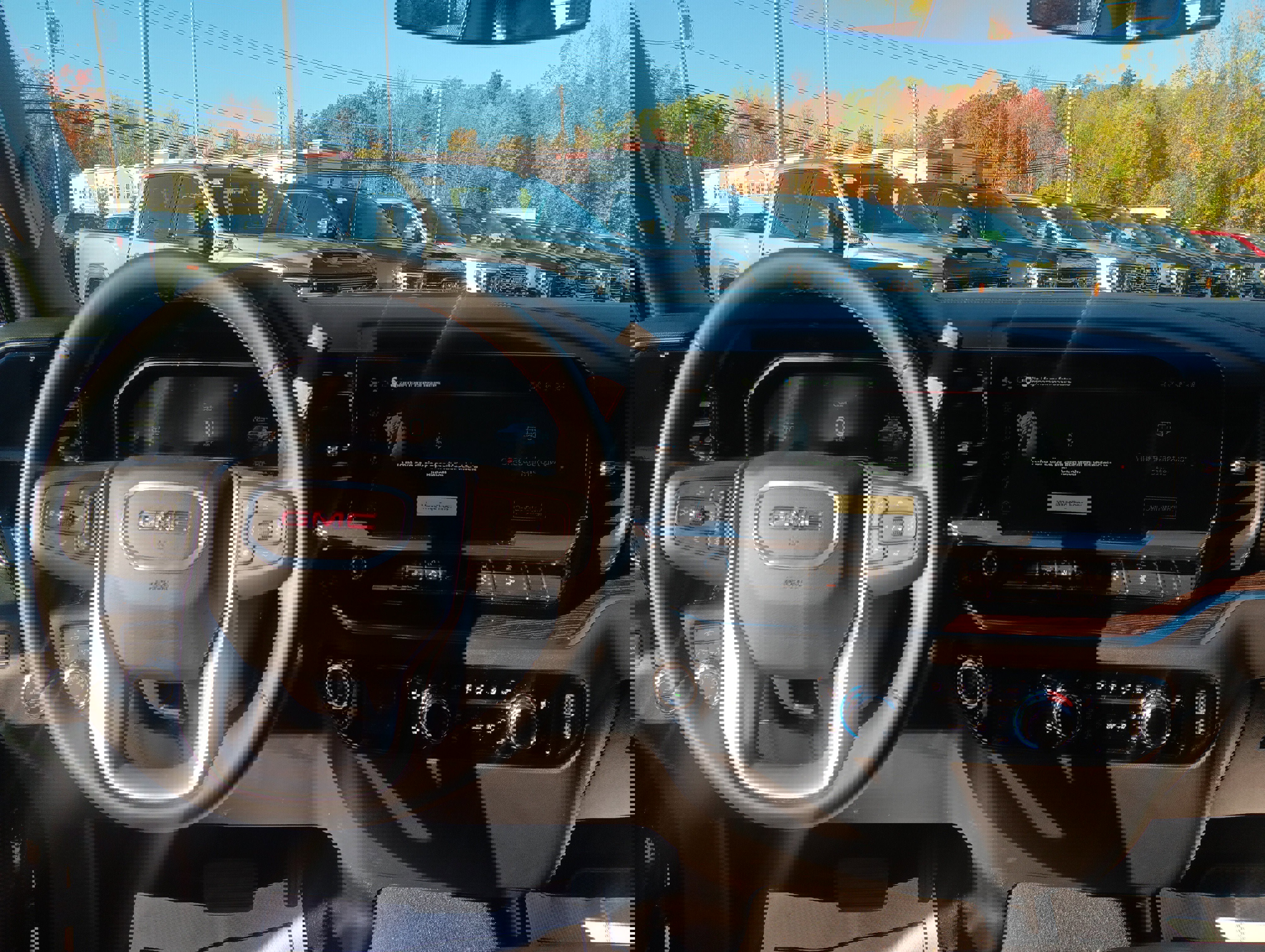 New 2025 GMC Sierra 1500 SLE w/ Preferred Package image 13