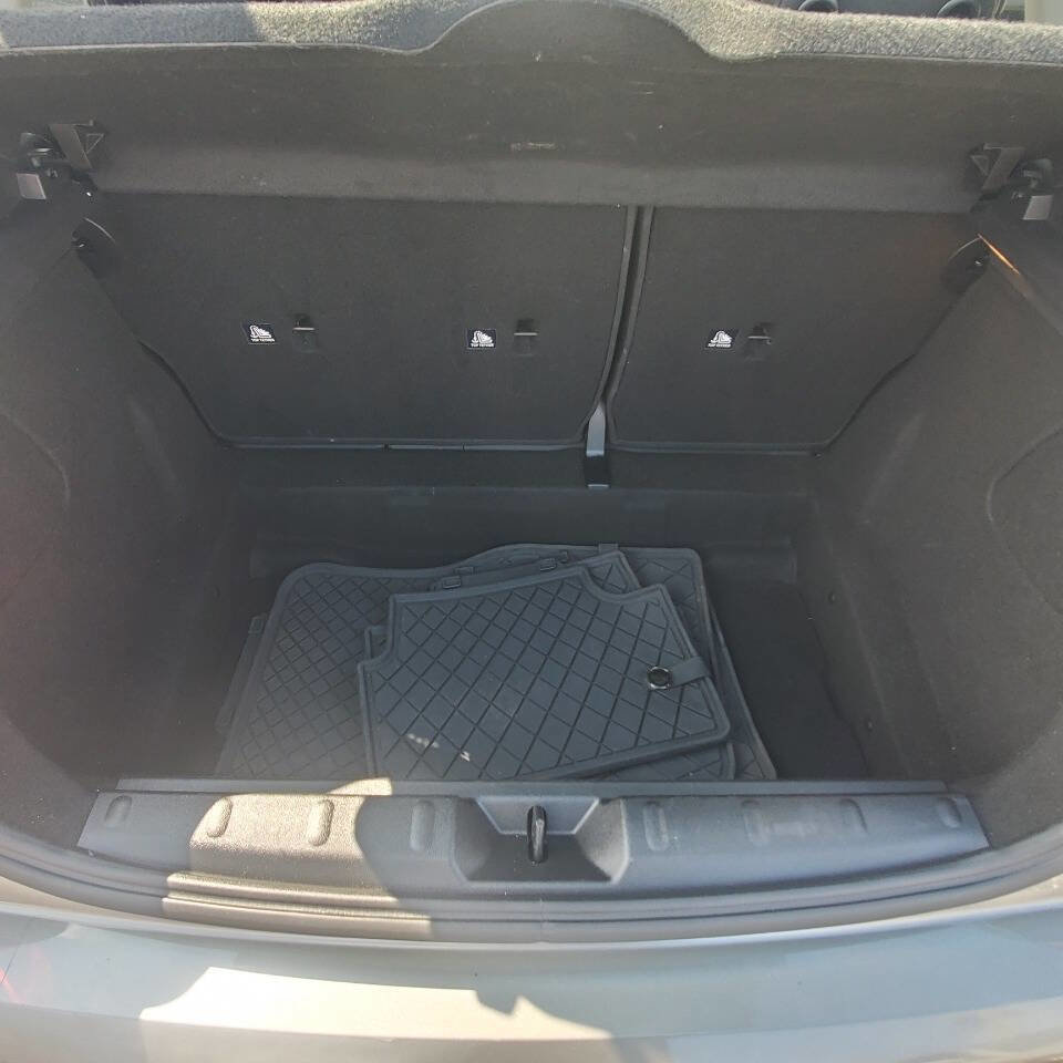 Used 2019 MINI Cooper 4-Door Hardtop image 27