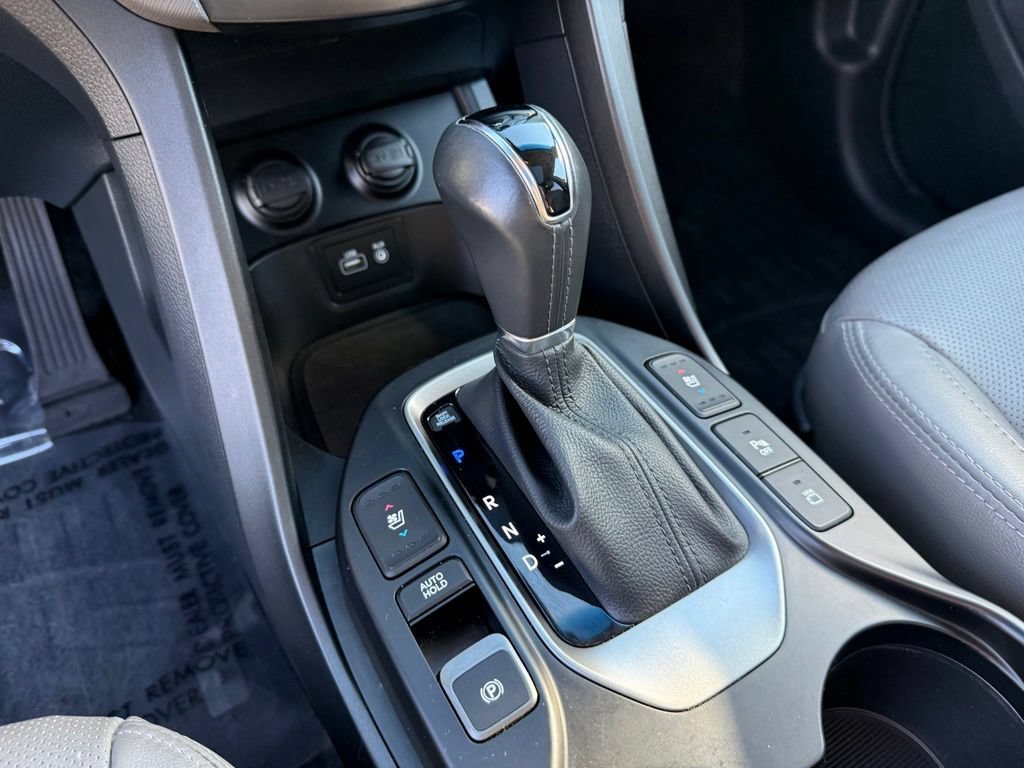 Used 2019 Hyundai Santa Fe XL AWD/4WD image 29