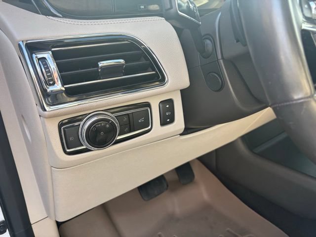 Used 2021 Lincoln Navigator L Reserve w/ Luxury Package AWD/4WD image 16