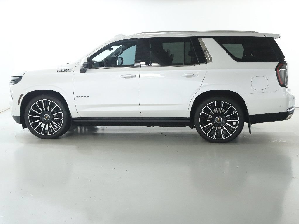 Used 2025 Chevrolet Tahoe High Country AWD/4WD image 42