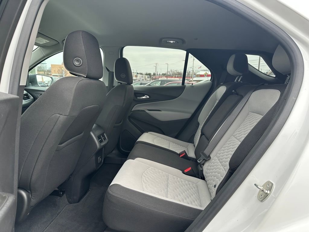 Used 2021 Chevrolet Equinox LS w/ LS Convenience Package image 10