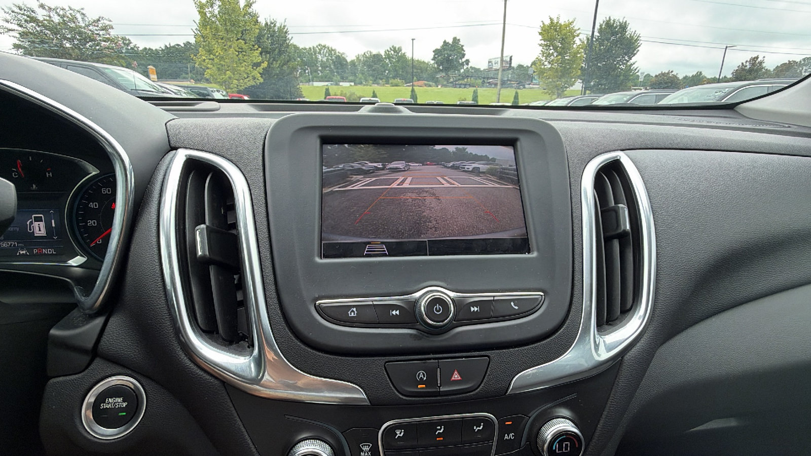 Used 2024 Chevrolet Equinox LT AWD/4WD image 33