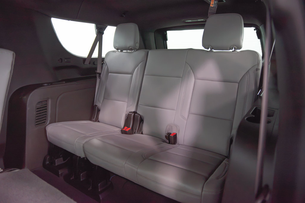 Used 2026 Chevrolet Suburban LT AWD/4WD image 9
