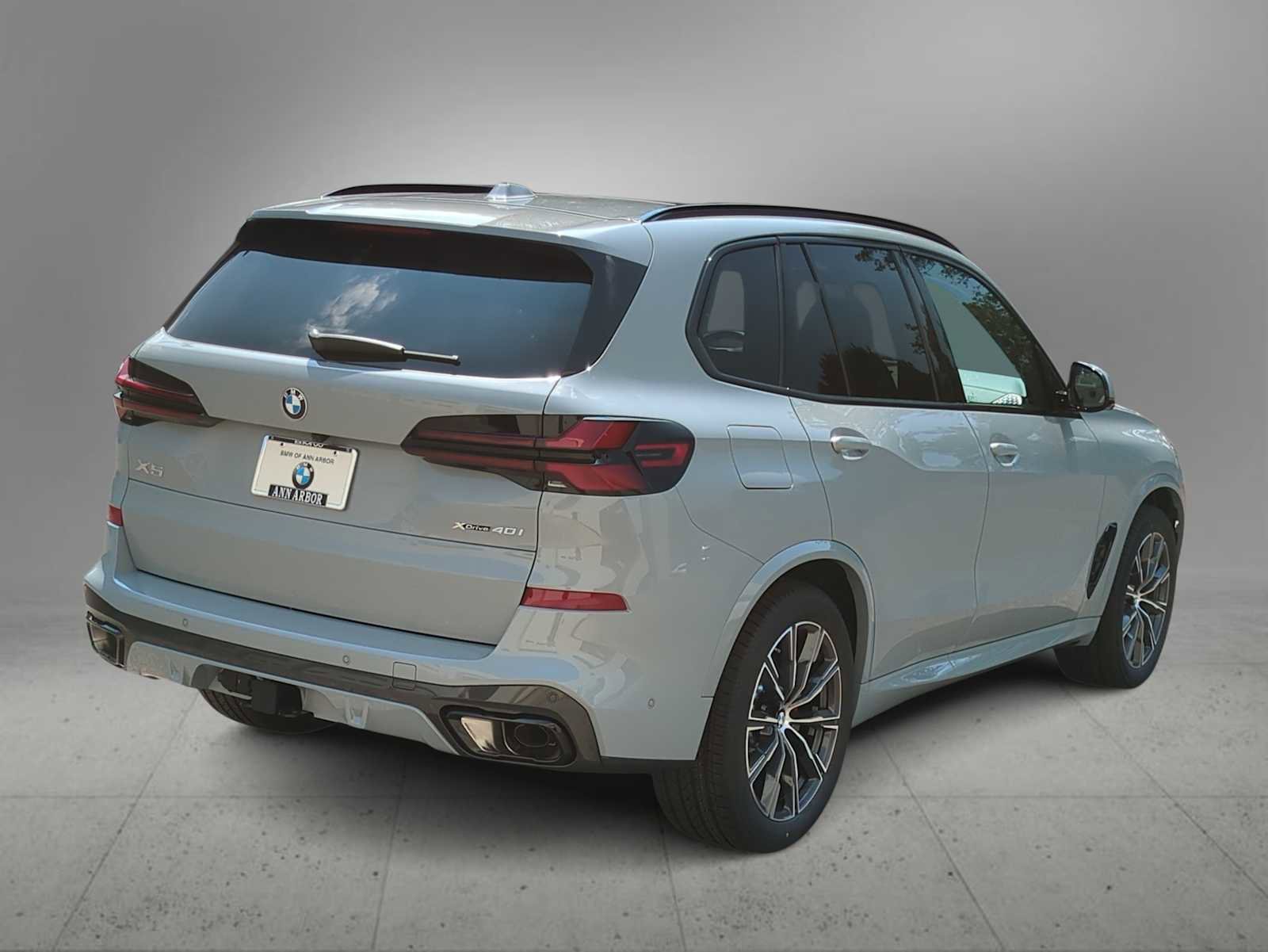 New 2026 BMW X5 xDrive40i w/ M Sport Package image 8