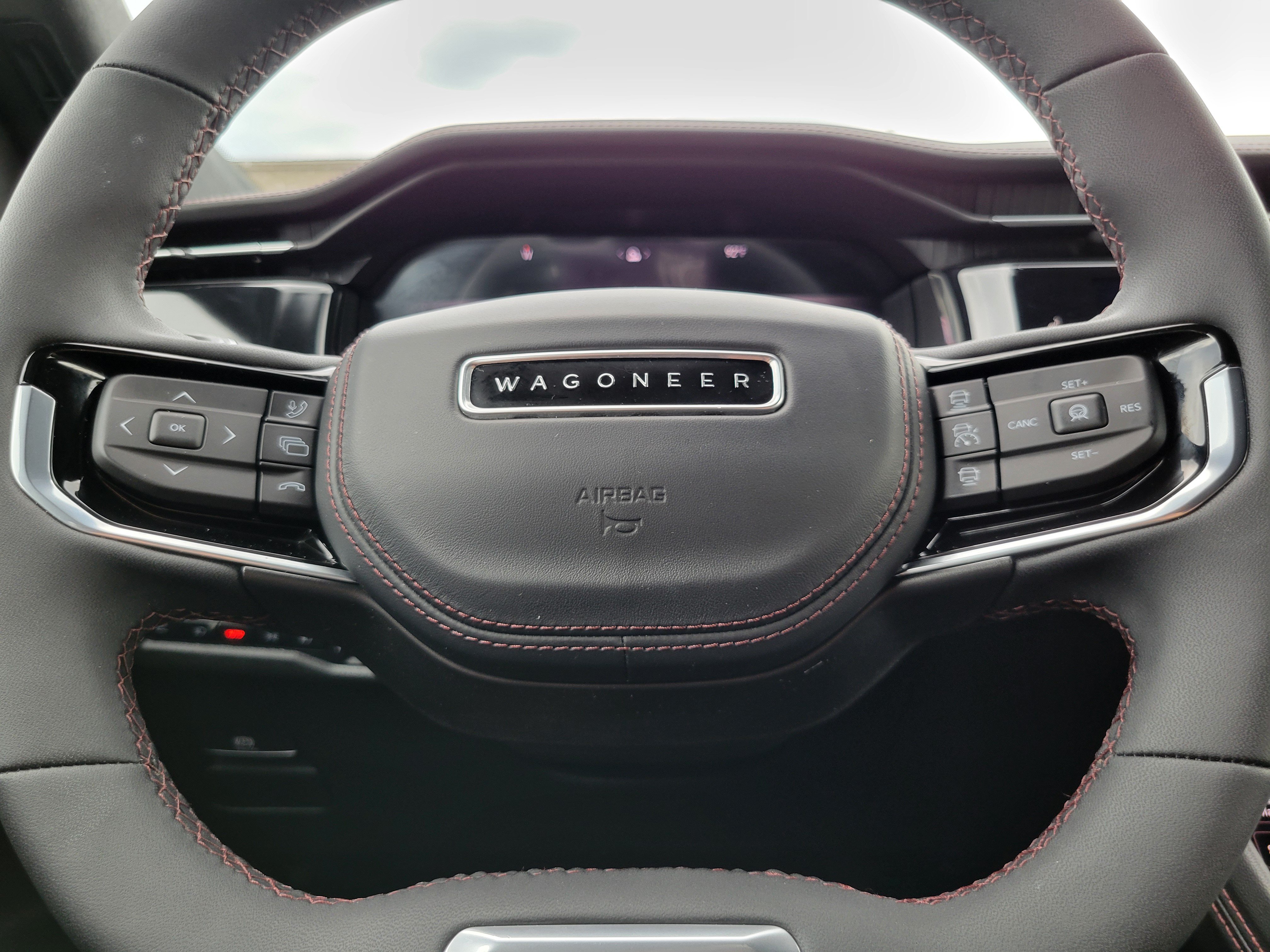 Used 2024 Jeep Wagoneer Launch Edition AWD/4WD image 9