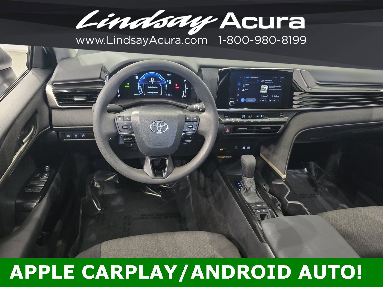 Used 2025 Toyota Camry LE image 12