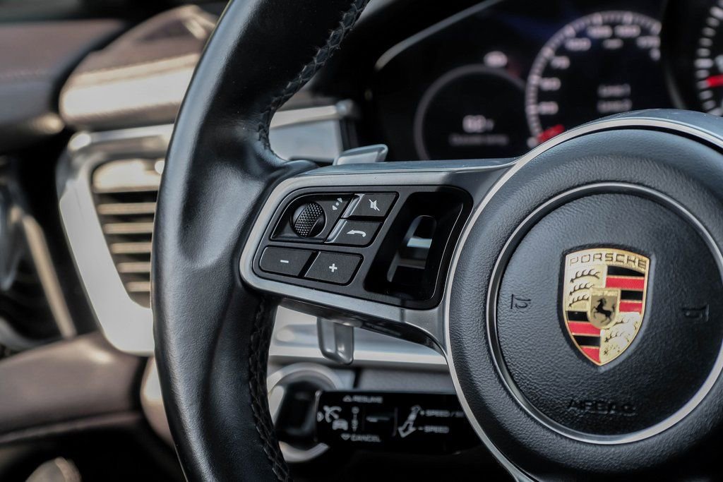 Used 2019 Porsche Panamera 4 image 15
