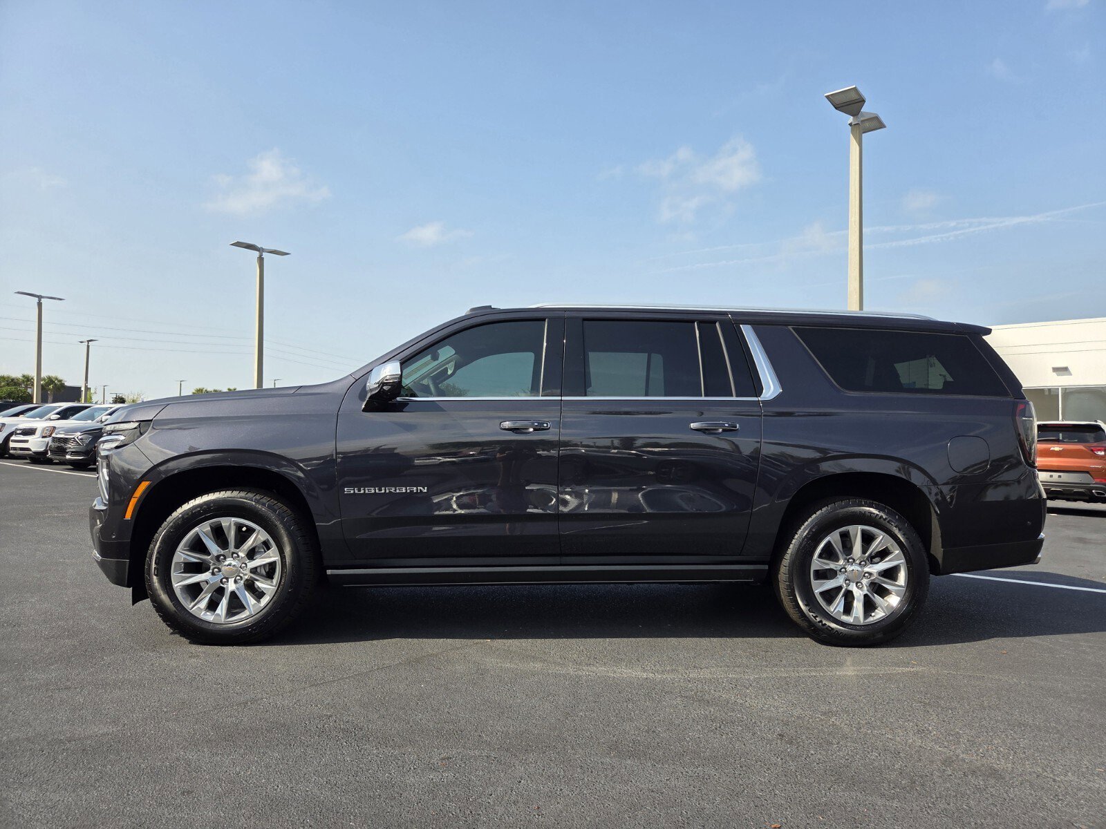 New 2025 Chevrolet Suburban Premier image 3