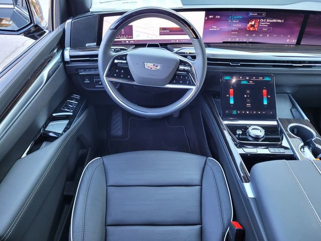 New 2025 Cadillac Escalade Premium Luxury image 16
