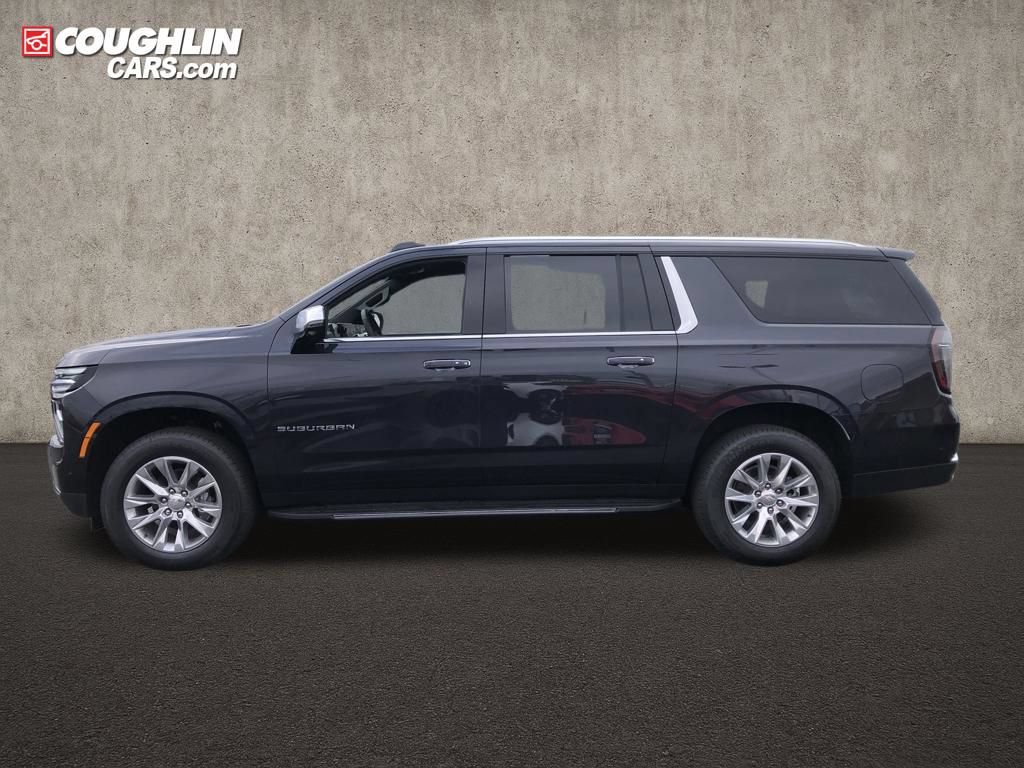 Used 2025 Chevrolet Suburban Premier AWD/4WD image 4
