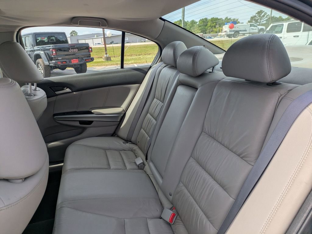 Used 2010 Honda Accord EX-L image 26